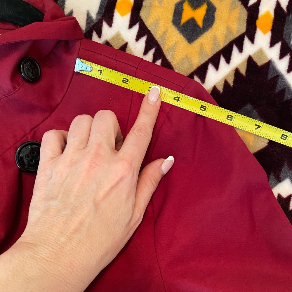 Steve Madden red belted pea coat with black buttons. NWOT size M - Picture 11 of 13